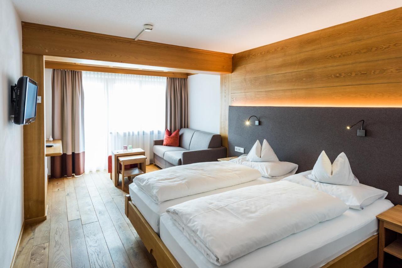 Hotel Walserberg Warth  Экстерьер фото